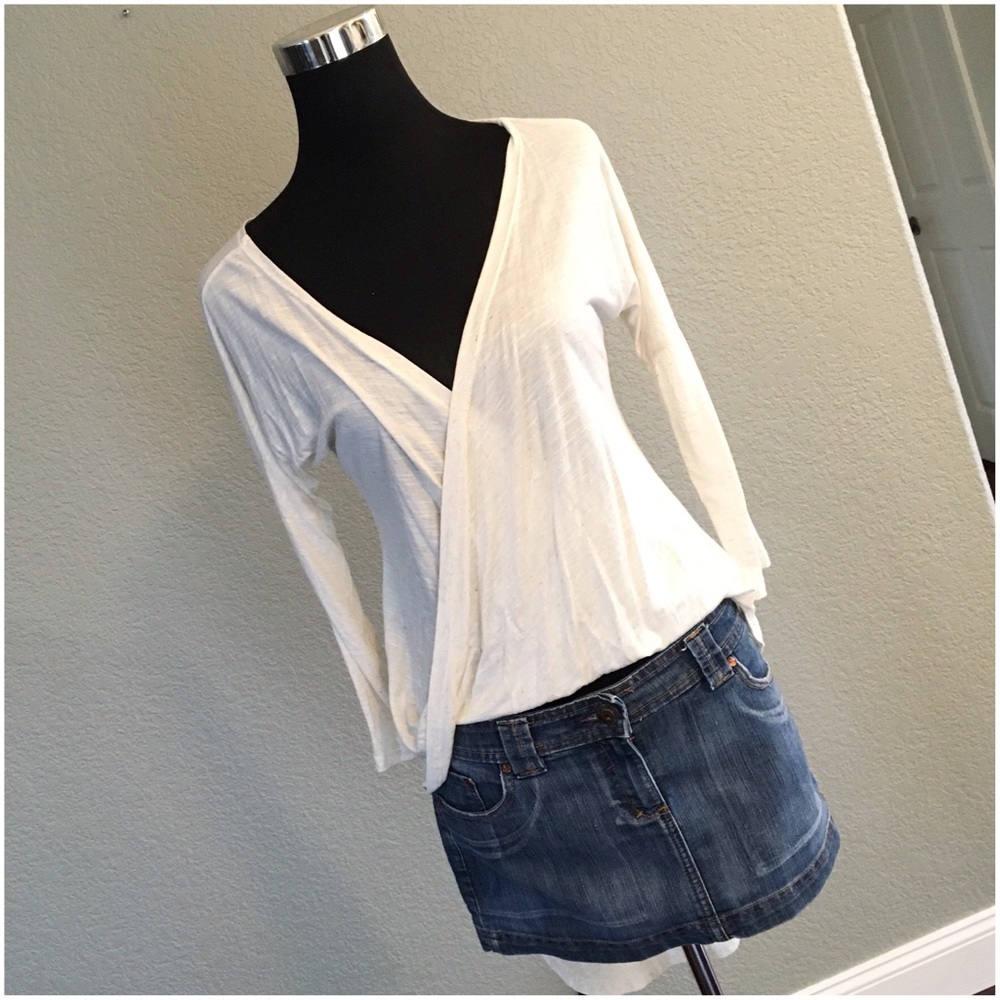 Free Kisses Draped Hi Low Twist Top NWT